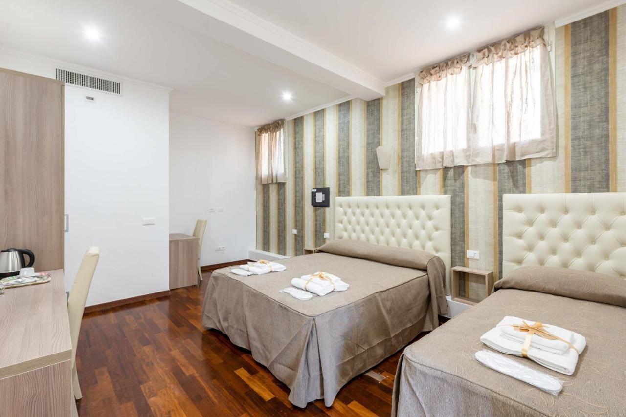 Cheri Luxury Suite Roma Exterior foto