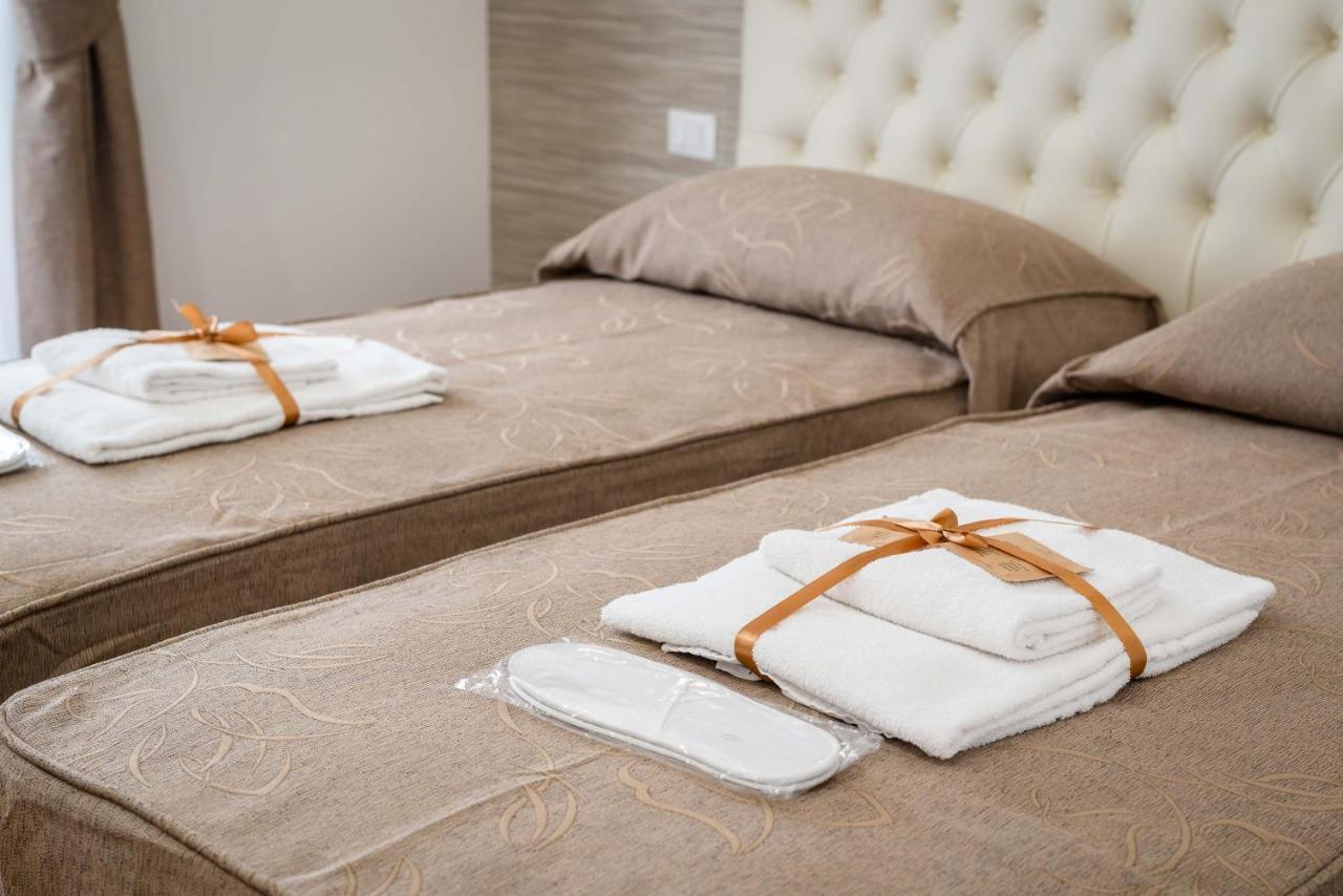 Cheri Luxury Suite Roma Exterior foto